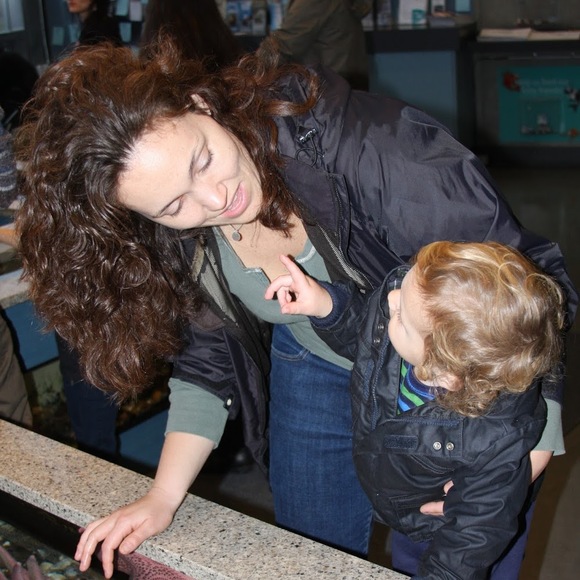 Meet your Posher, Alexandra - Picture 1 of 1